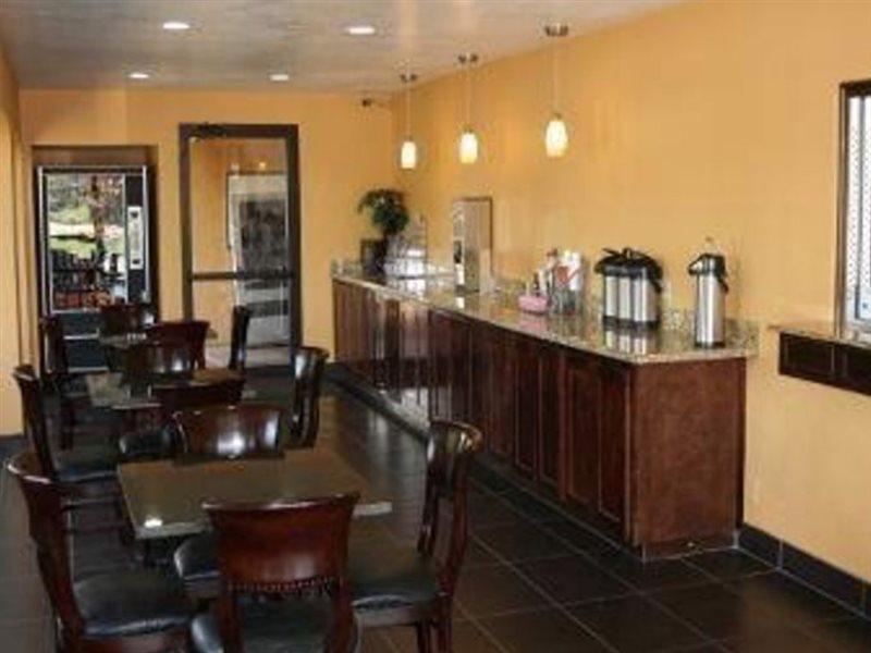 Oyo Hotel Tulsa Ok I-44/Route 66 Екстериор снимка