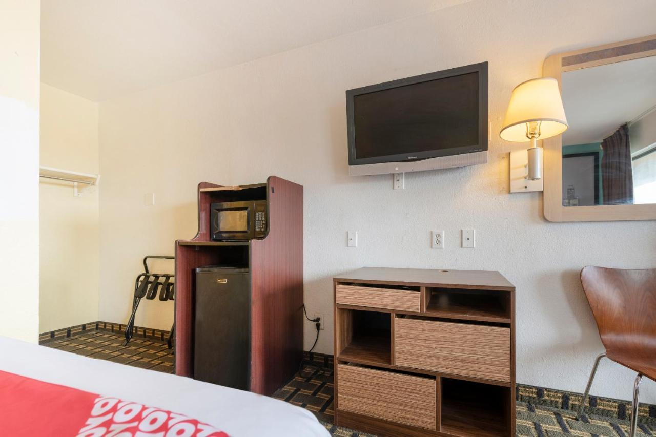 Oyo Hotel Tulsa Ok I-44/Route 66 Екстериор снимка