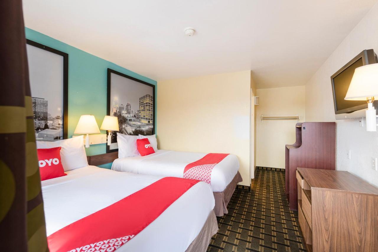 Oyo Hotel Tulsa Ok I-44/Route 66 Екстериор снимка
